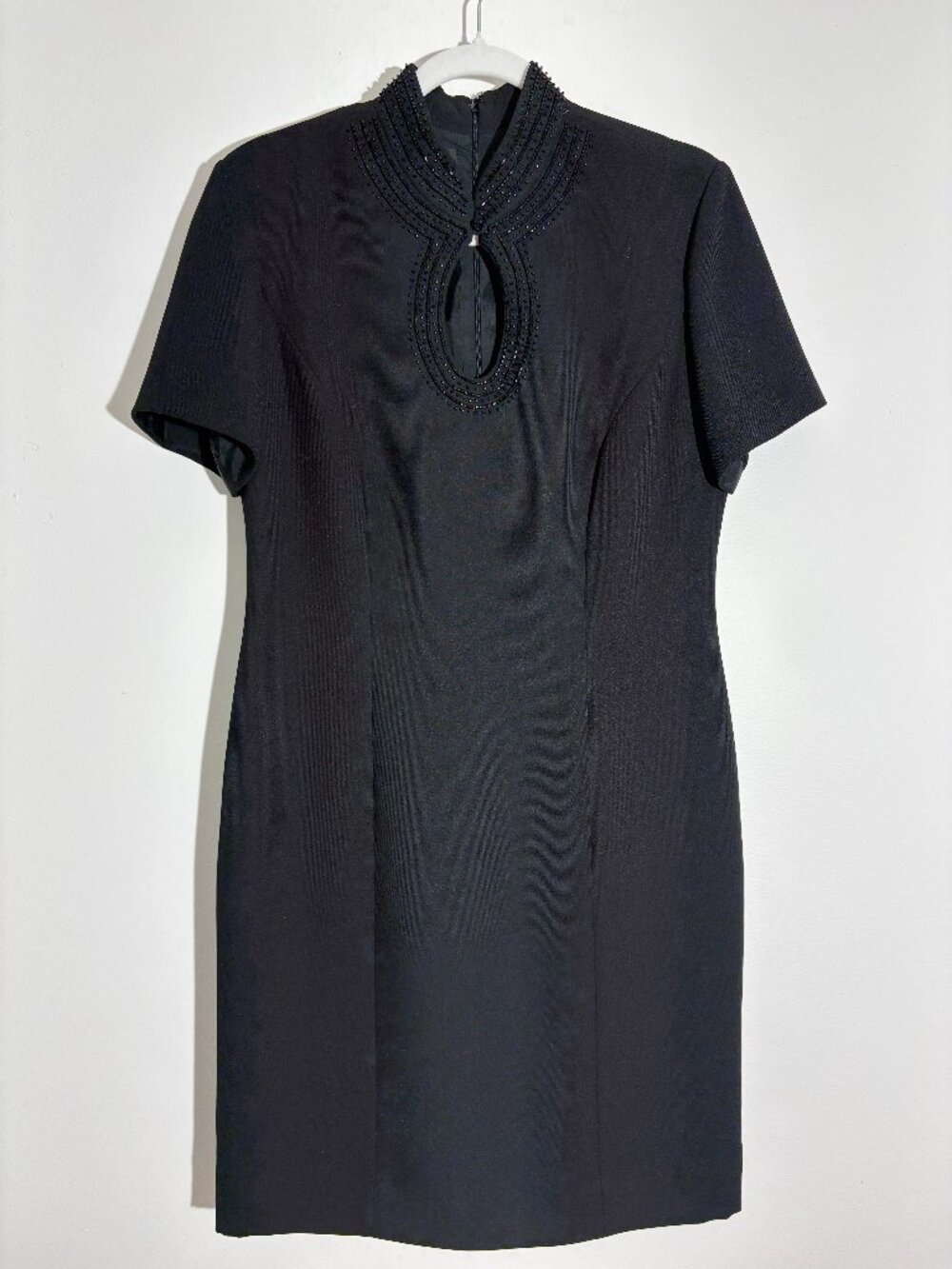 Liz Claiborne Night Vintage Black Beaded Shift Dress Mandarin Collar Keyhole 10